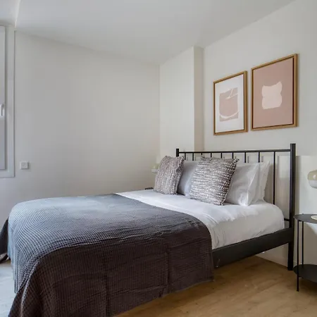 Appartamento Blueground Sarria Doorman Renovated Recently Bcn-121 Barcellona